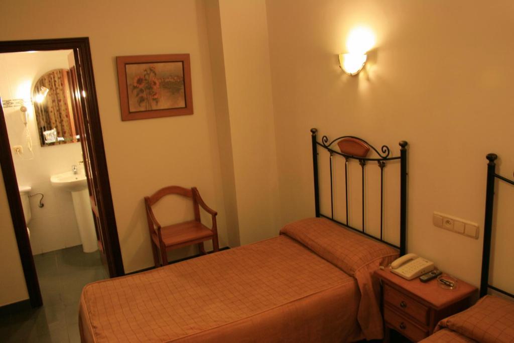 Hostal San Andres Adamuz Zimmer foto