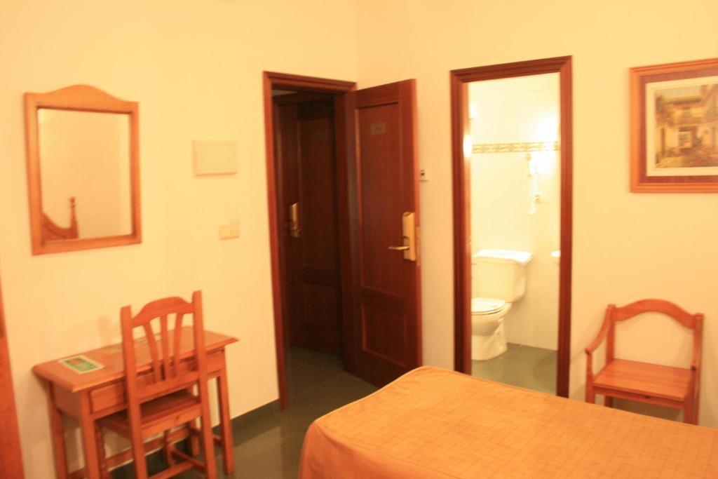 Hostal San Andres Adamuz Exterior foto